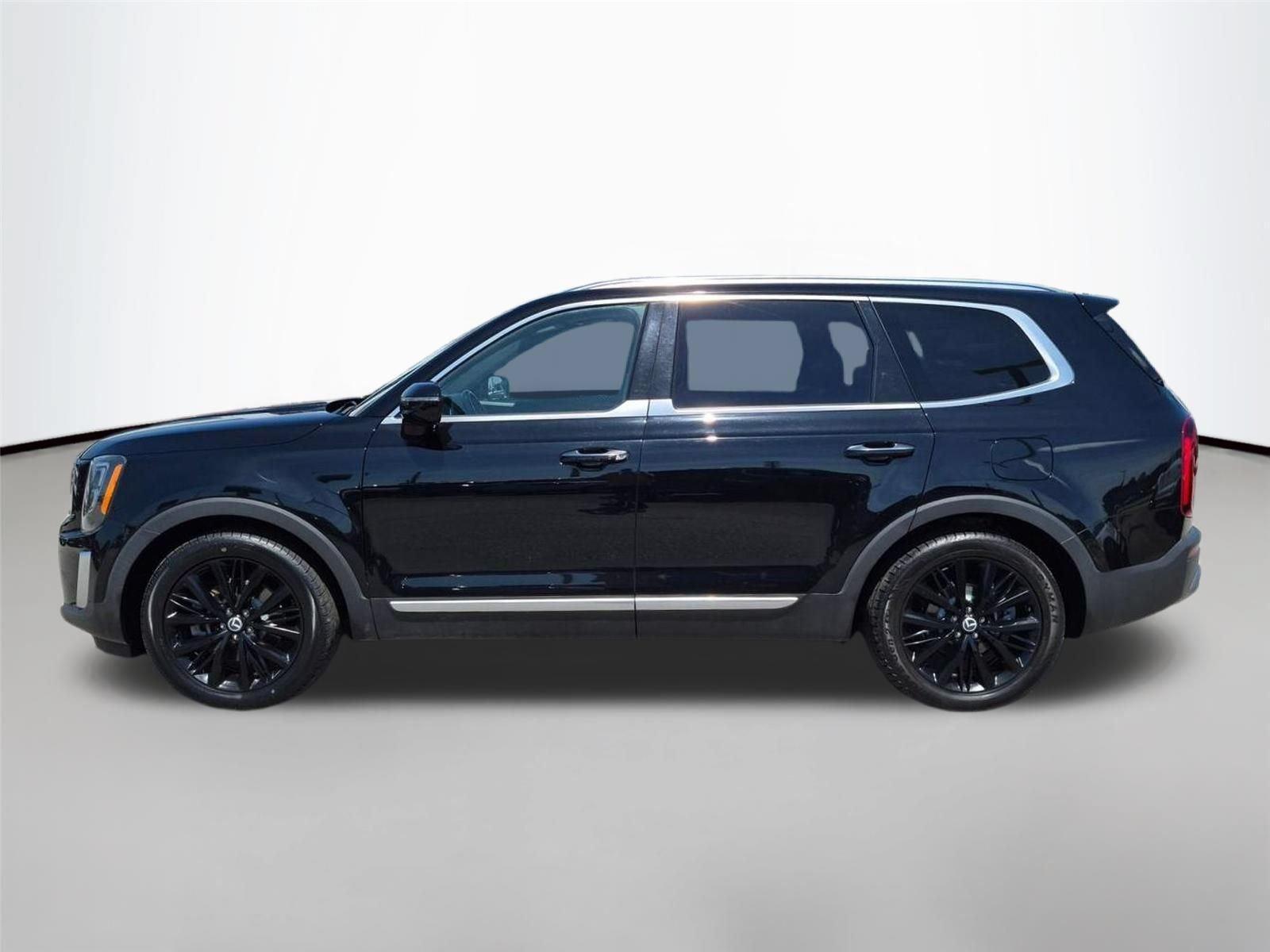 Used 2020 Ebony Black Kia SX image 8