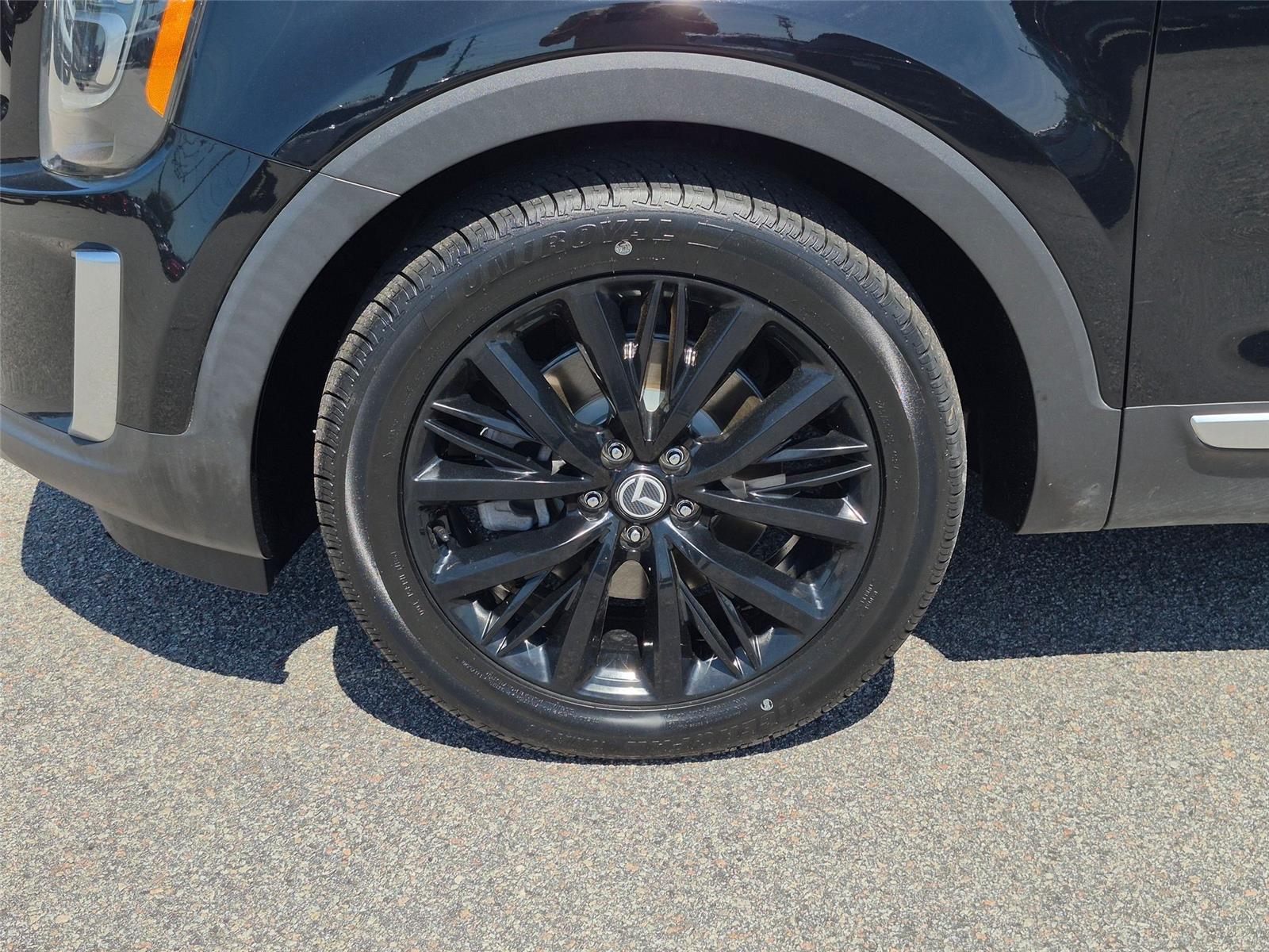 Used 2020 Ebony Black Kia SX image 10
