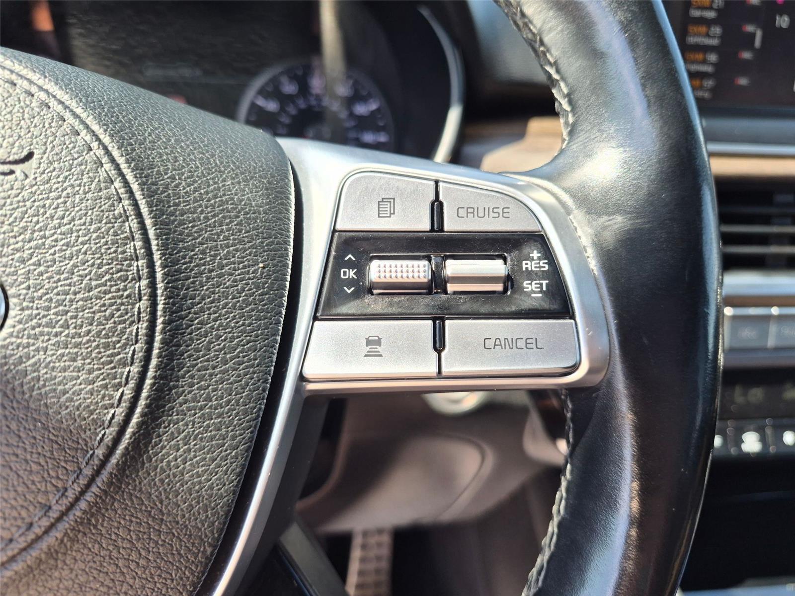 Used 2020 Ebony Black Kia SX image 18