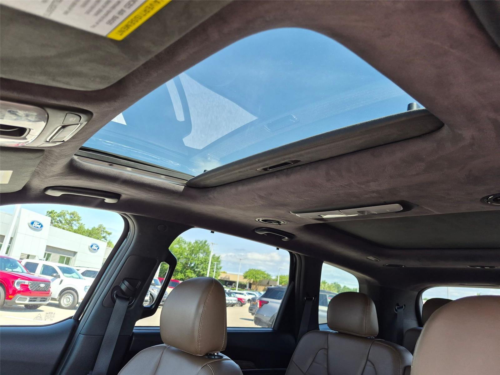 Used 2020 Ebony Black Kia SX image 24