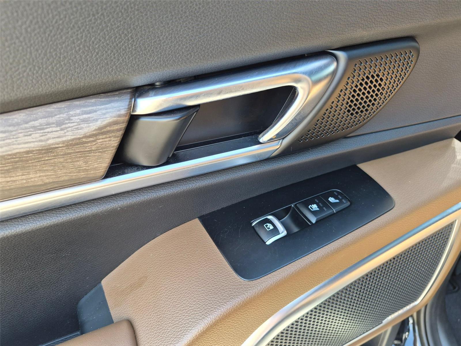 Used 2020 Ebony Black Kia SX image 26