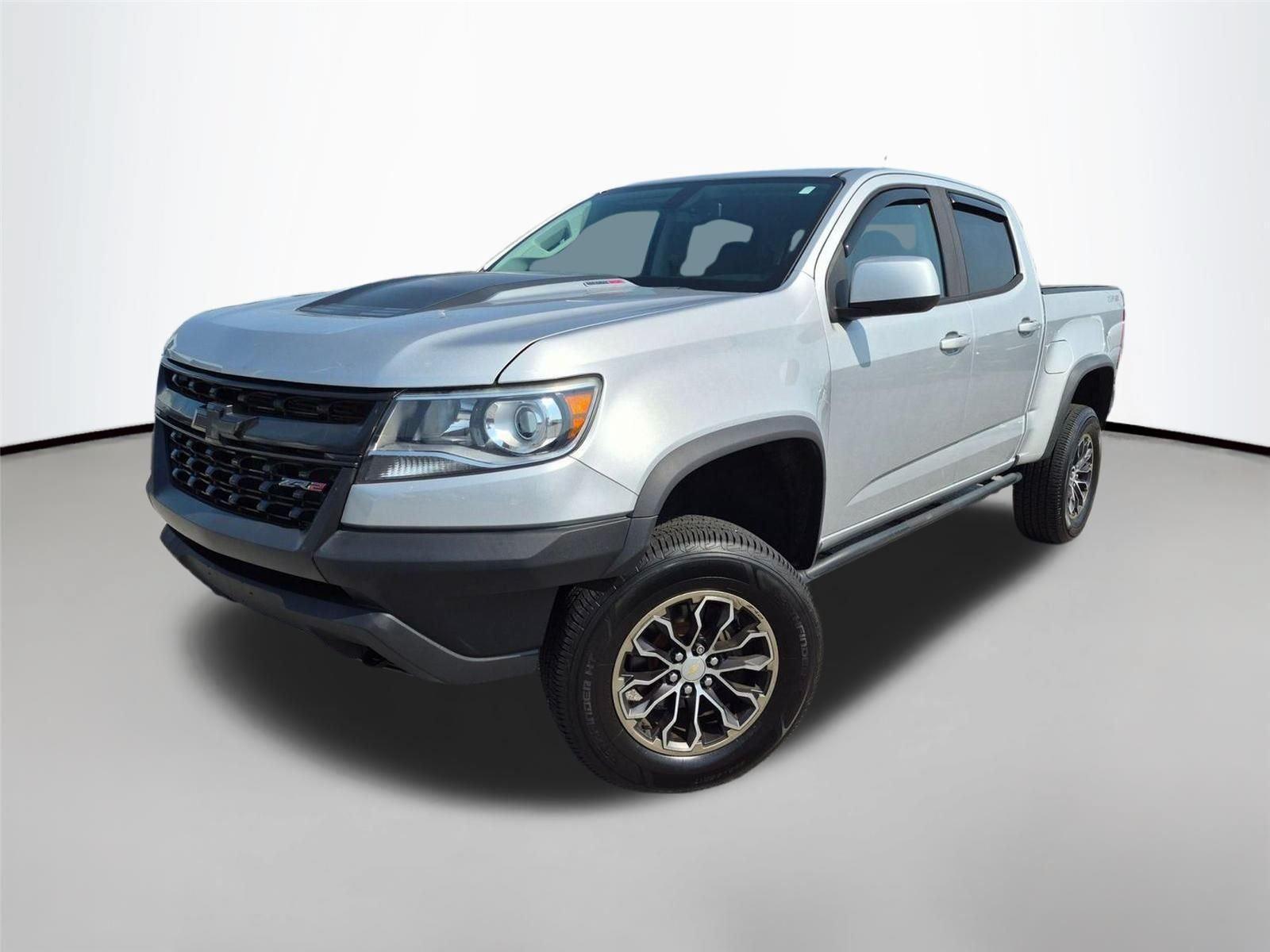 Silver Ice Metallic 2018 Chevrolet Colorado Pickup Truck Four-Wheel Drive 6-Speed Automatic
