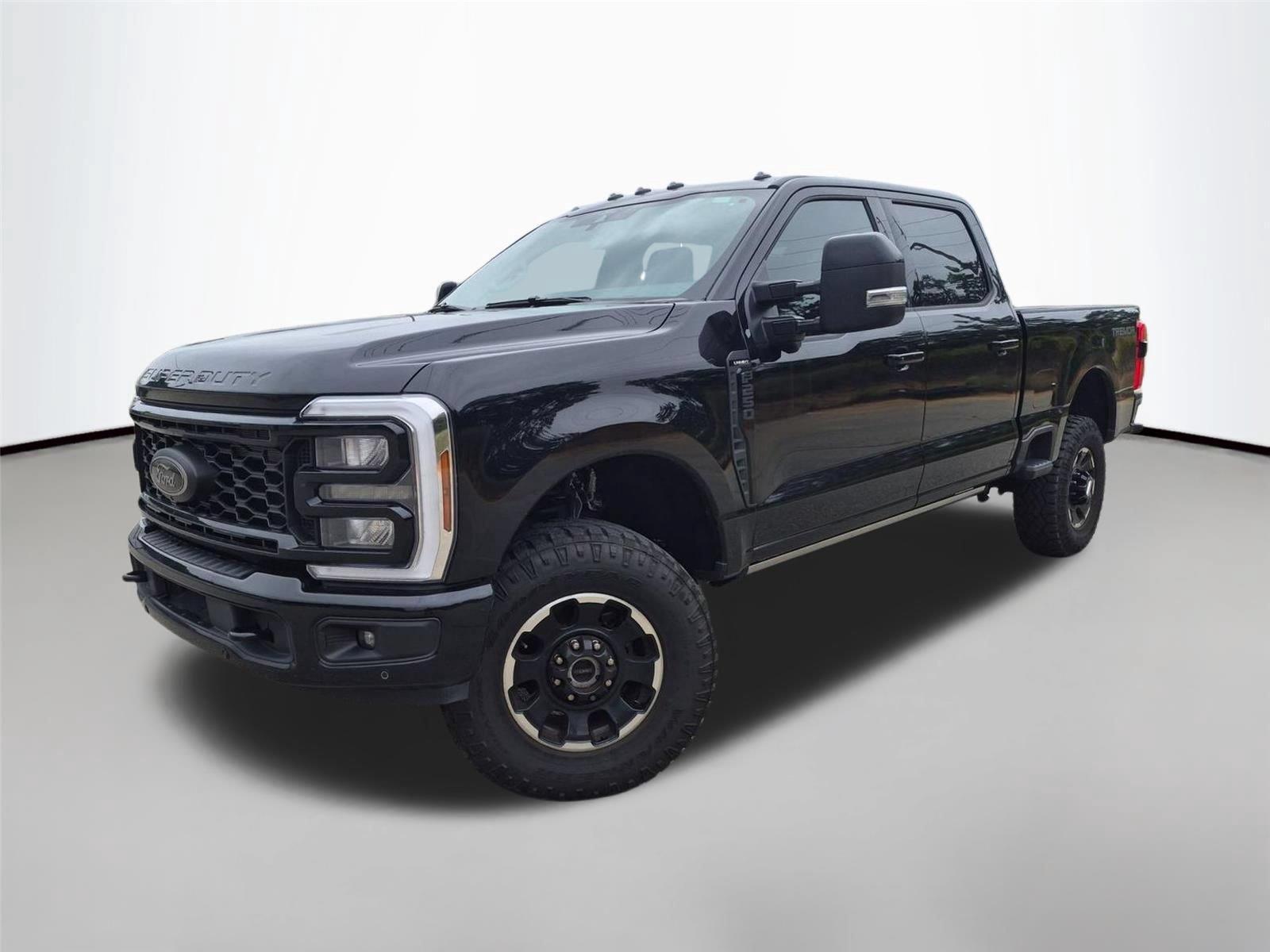 Agate Black Metallic 2025 Ford F-250 Super Duty Pickup Truck Four-Wheel Drive Automatic