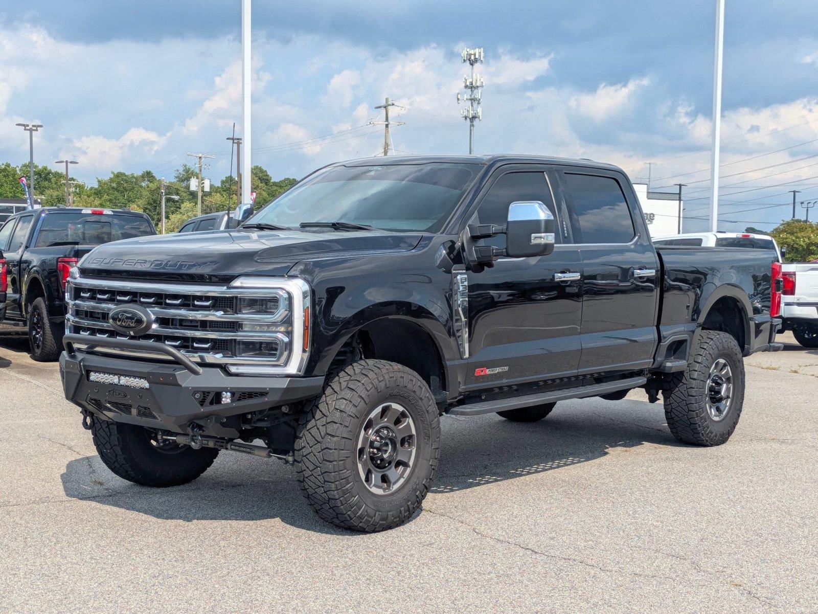 Agate Black Metallic 2024 Ford F-350 Super Duty Pickup Truck Four-Wheel Drive Automatic