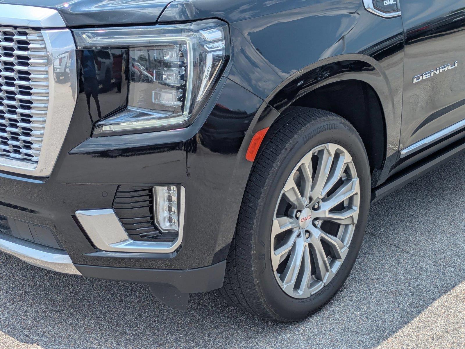 Used 2022 Onyx Black GMC Denali image 9