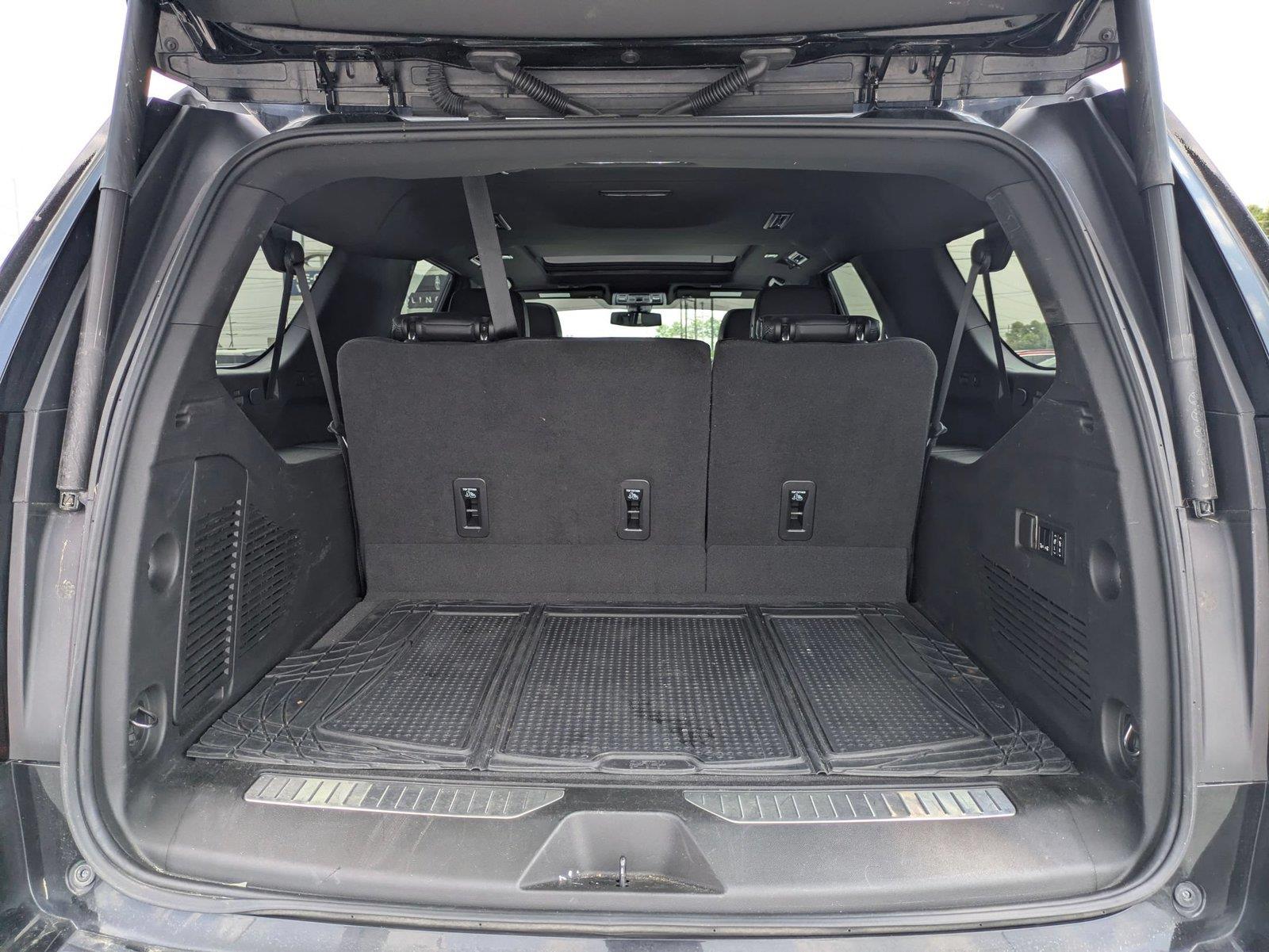 Used 2022 Onyx Black GMC Denali image 32
