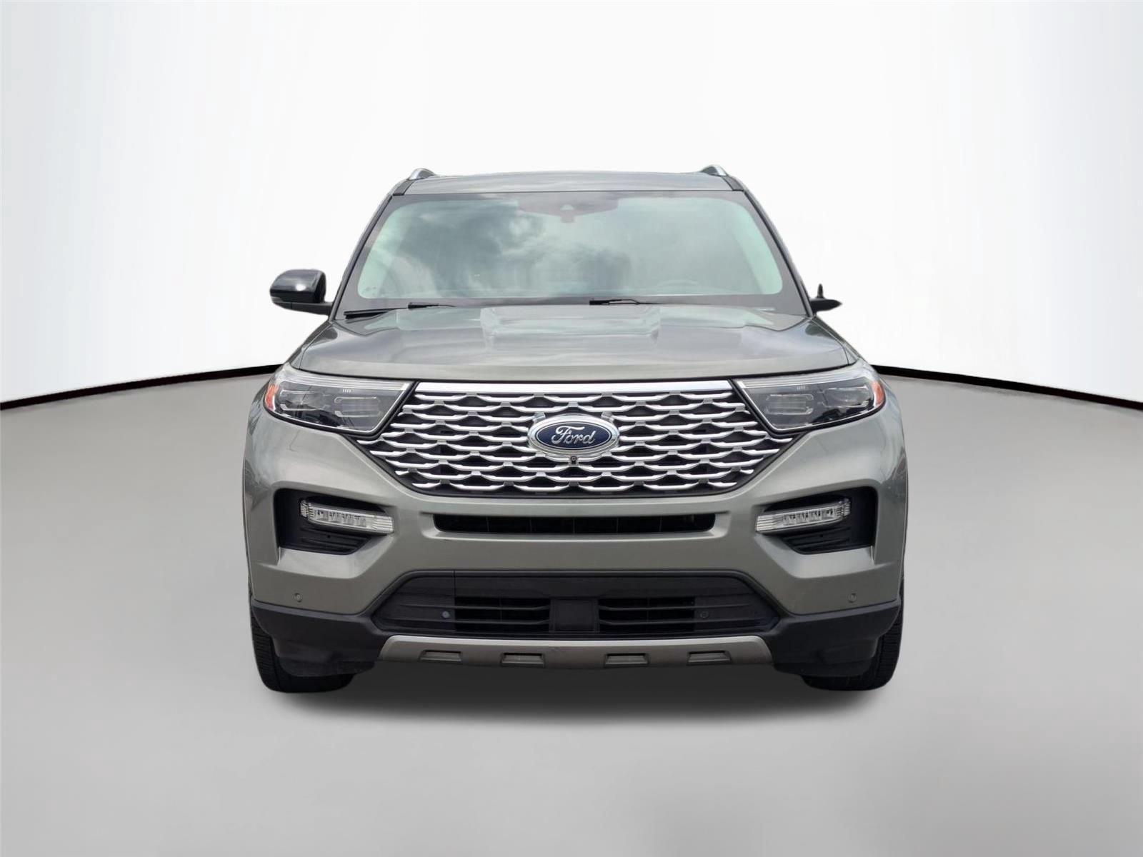 Used 2020 Silver Spruce Metallic Ford Platinum image 2