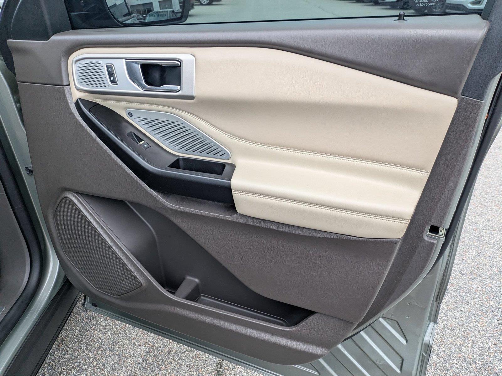 Used 2020 Silver Spruce Metallic Ford Platinum image 30