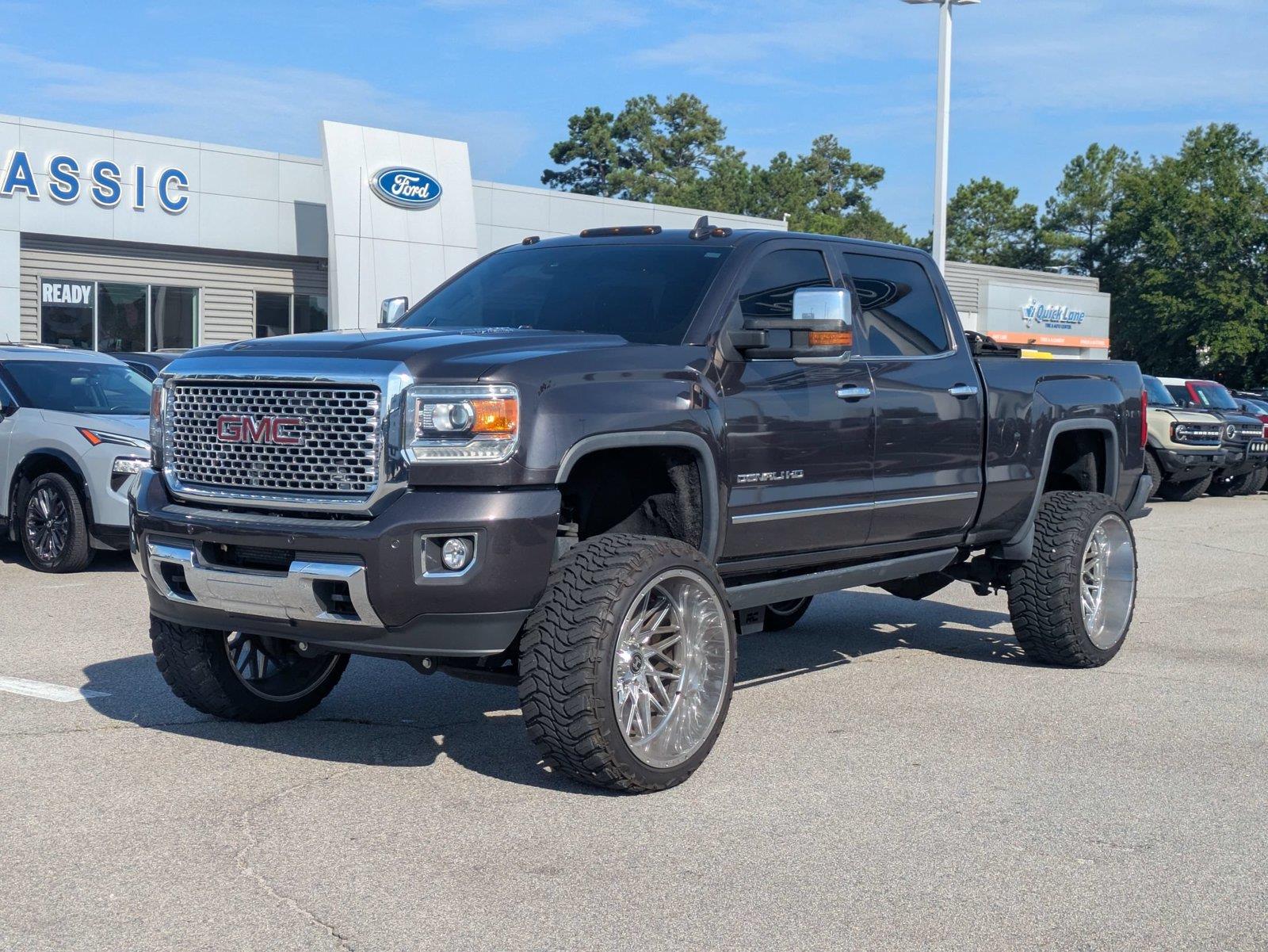 Gray (Iridium Metallic) 2016 GMC Sierra 2500HD Pickup Truck Four-Wheel Drive 6-Speed Automatic