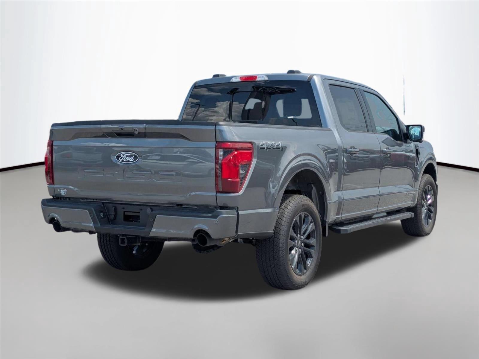 New 2024 Carbonized Gray Metallic Ford XLT image 5
