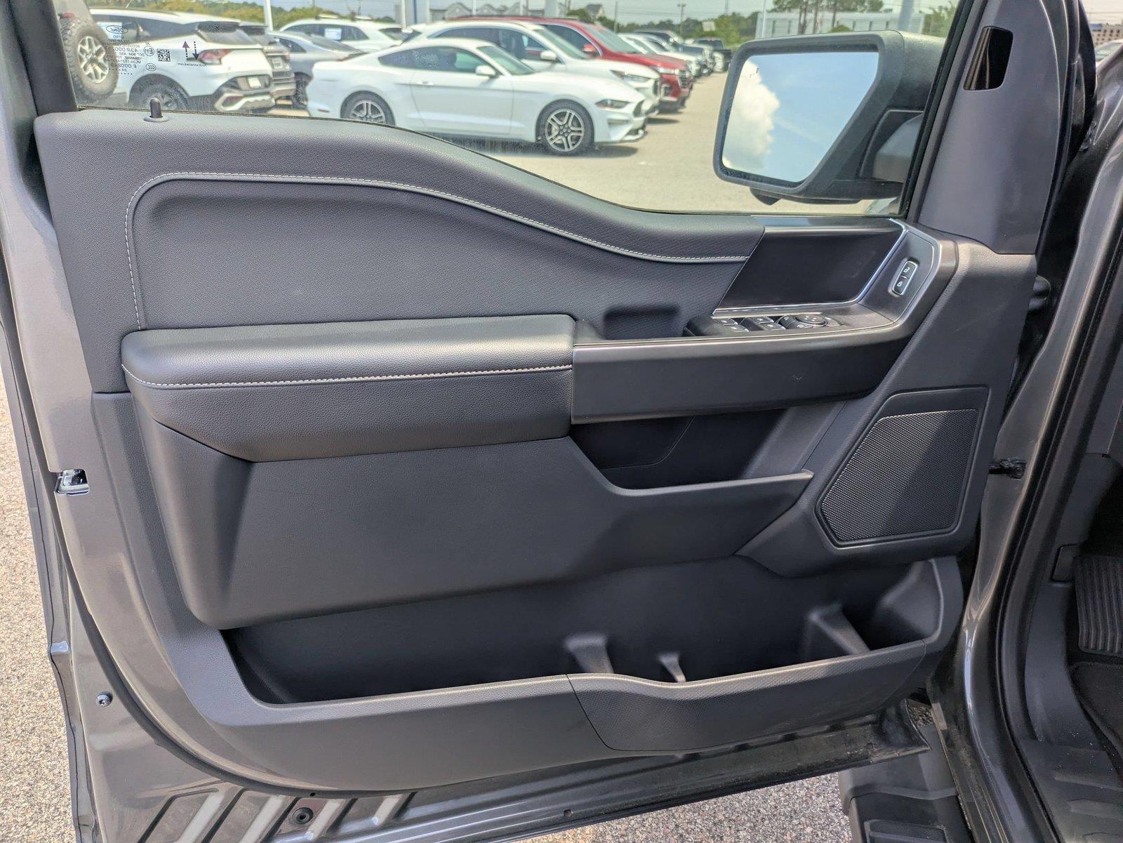 New 2024 Carbonized Gray Metallic Ford XLT image 9