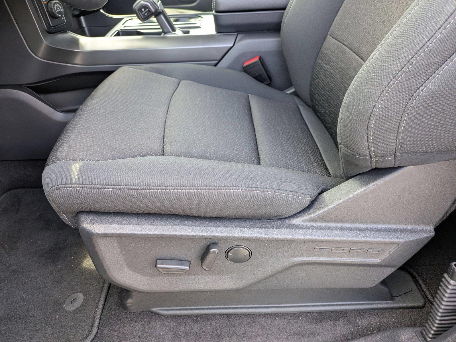 New 2024 Carbonized Gray Metallic Ford XLT image 13