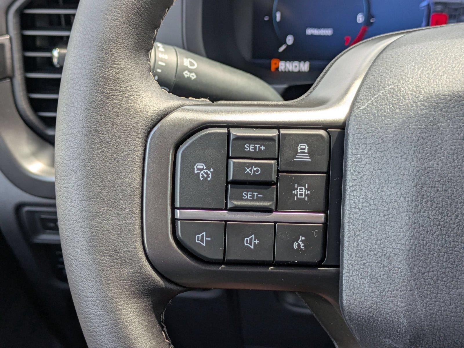 New 2024 Carbonized Gray Metallic Ford XLT image 15