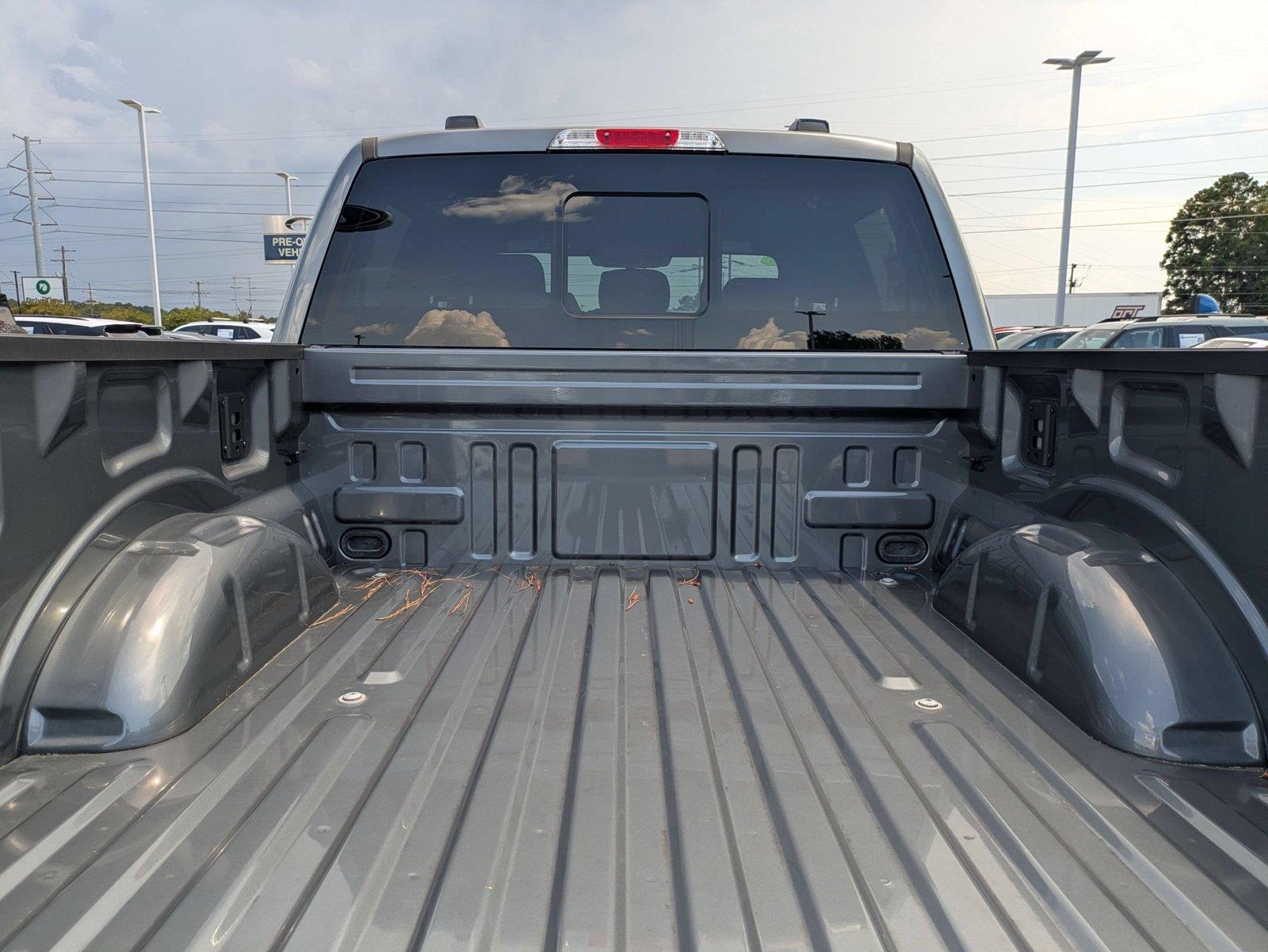 New 2024 Carbonized Gray Metallic Ford XLT image 28