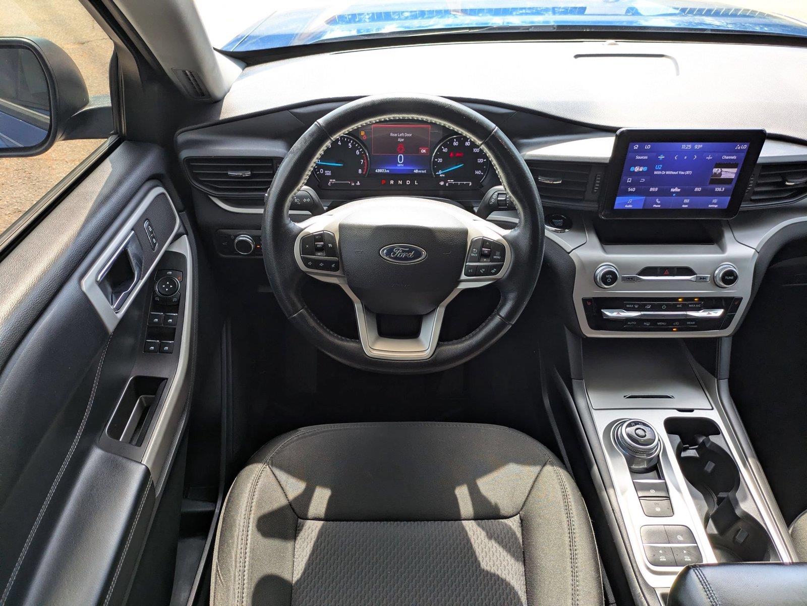 Used 2022 Atlas Blue Metallic Ford XLT image 28