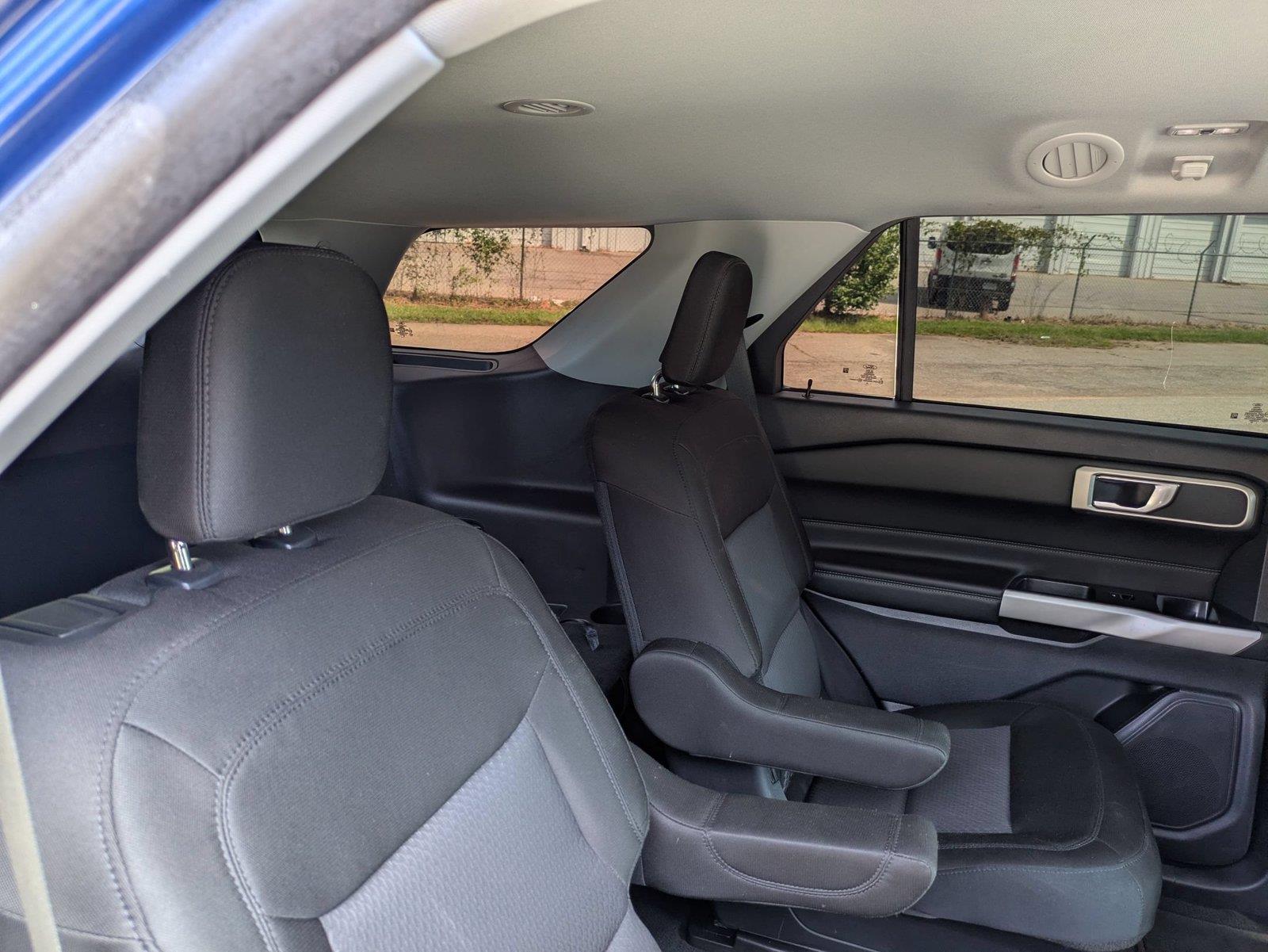 Used 2022 Atlas Blue Metallic Ford XLT image 30