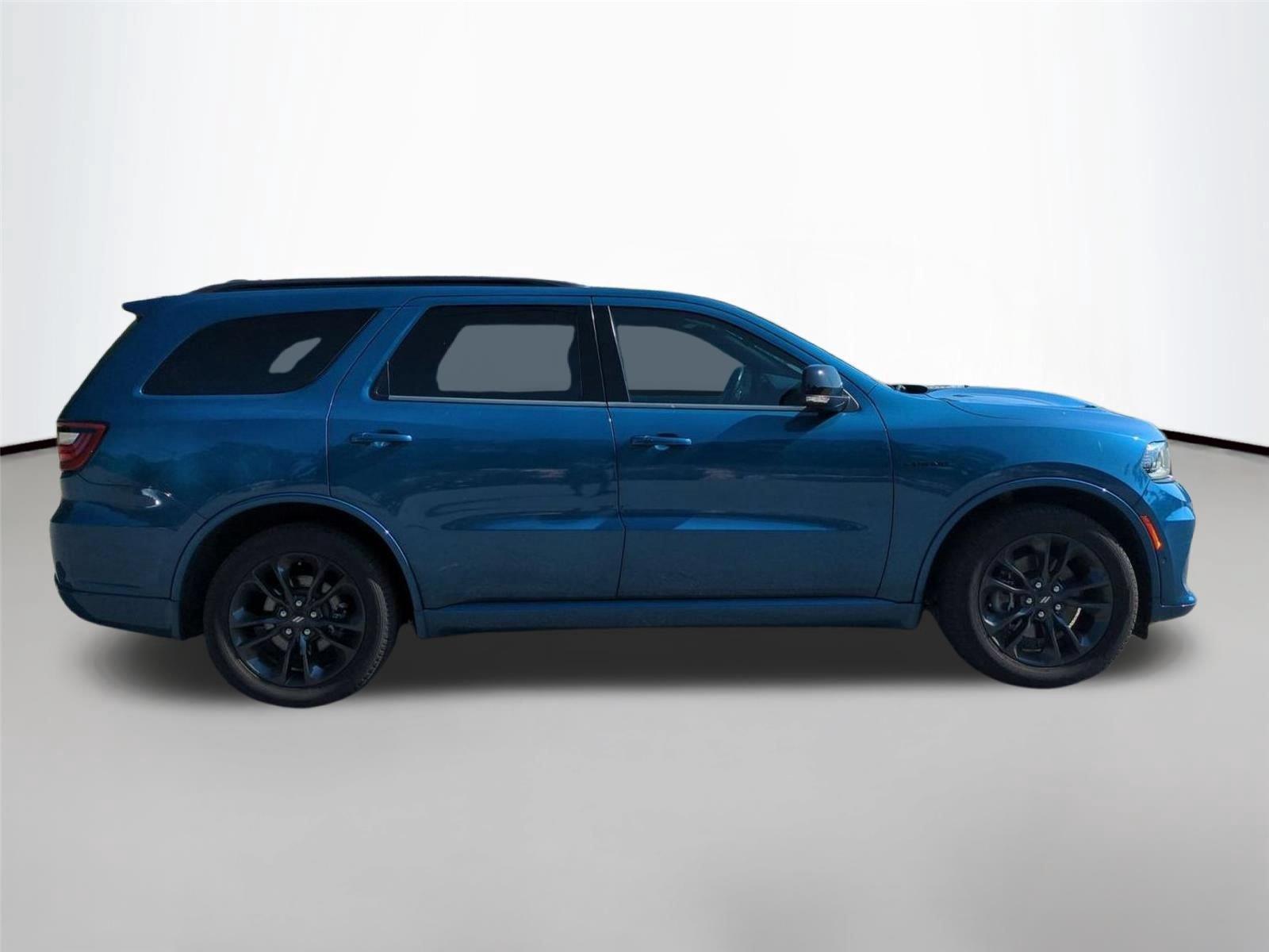 Used 2023 Frostbite Pearlcoat Dodge R/T Plus image 4