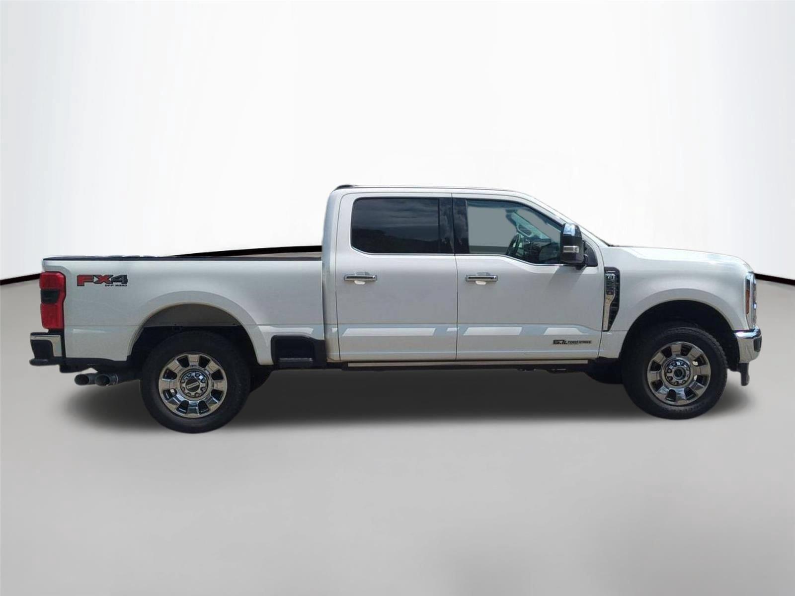 Used 2026 Oxford White Ford LARIAT image 6