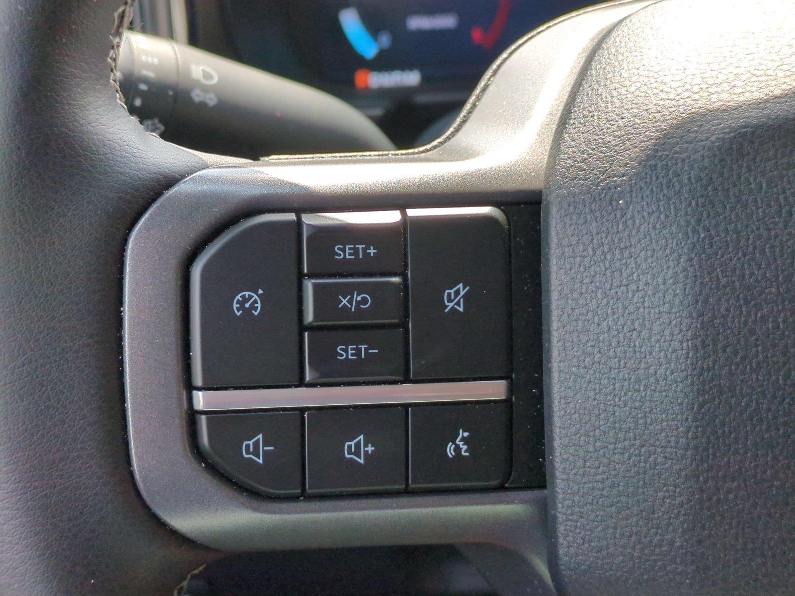 Used 2026 Oxford White Ford LARIAT image 16