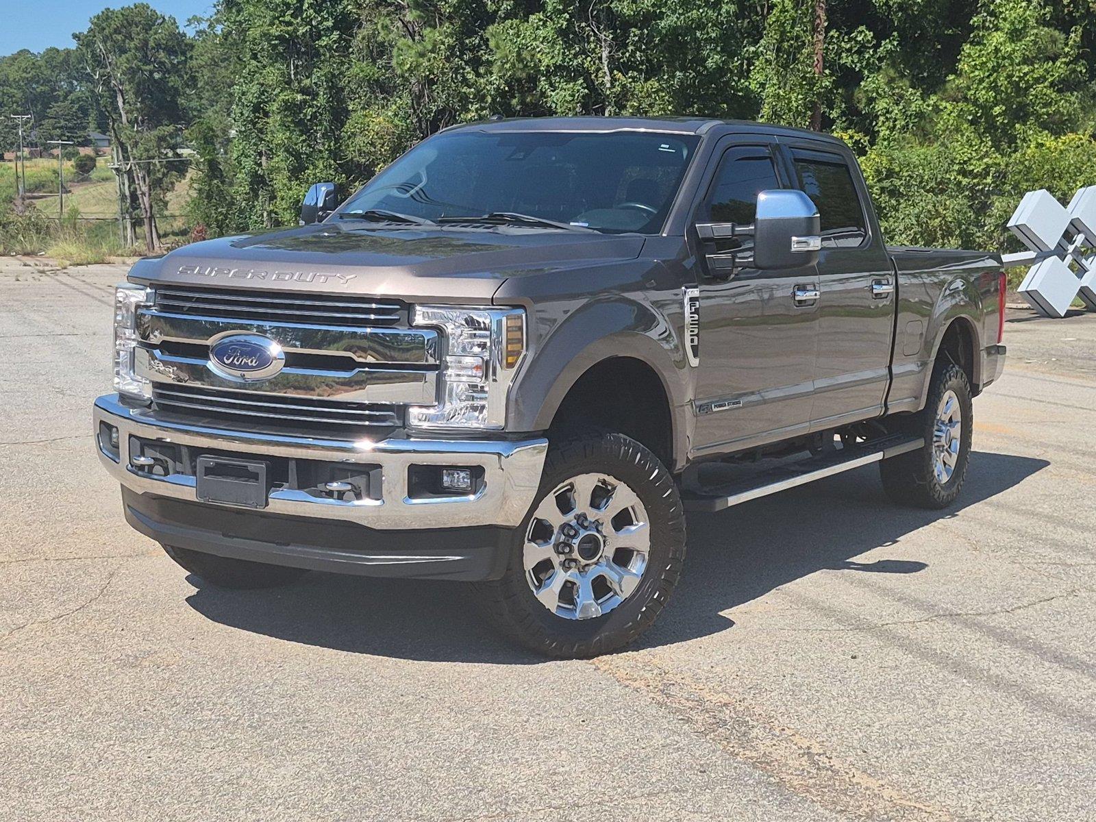 2018 Ford F-250 Super Duty Lariat Crew Cab 4WD