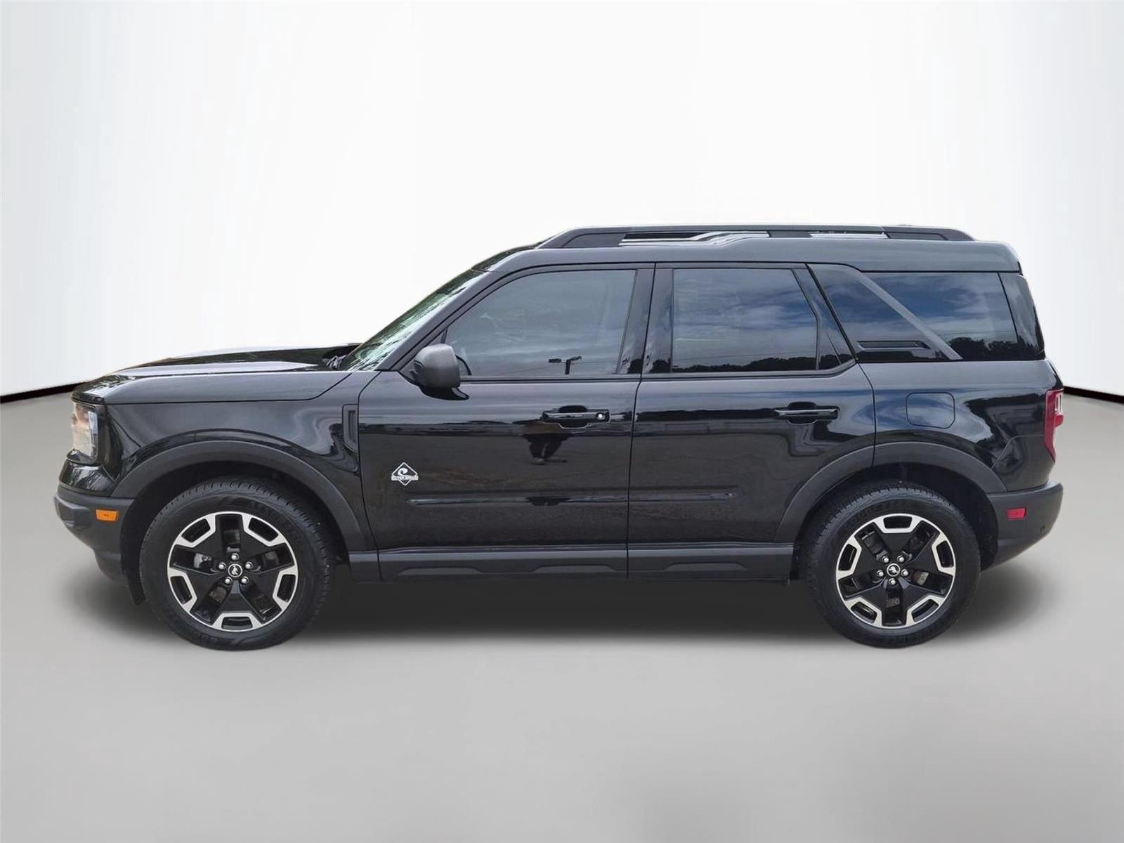 Used 2021 Shadow Black Ford Outer Banks image 2