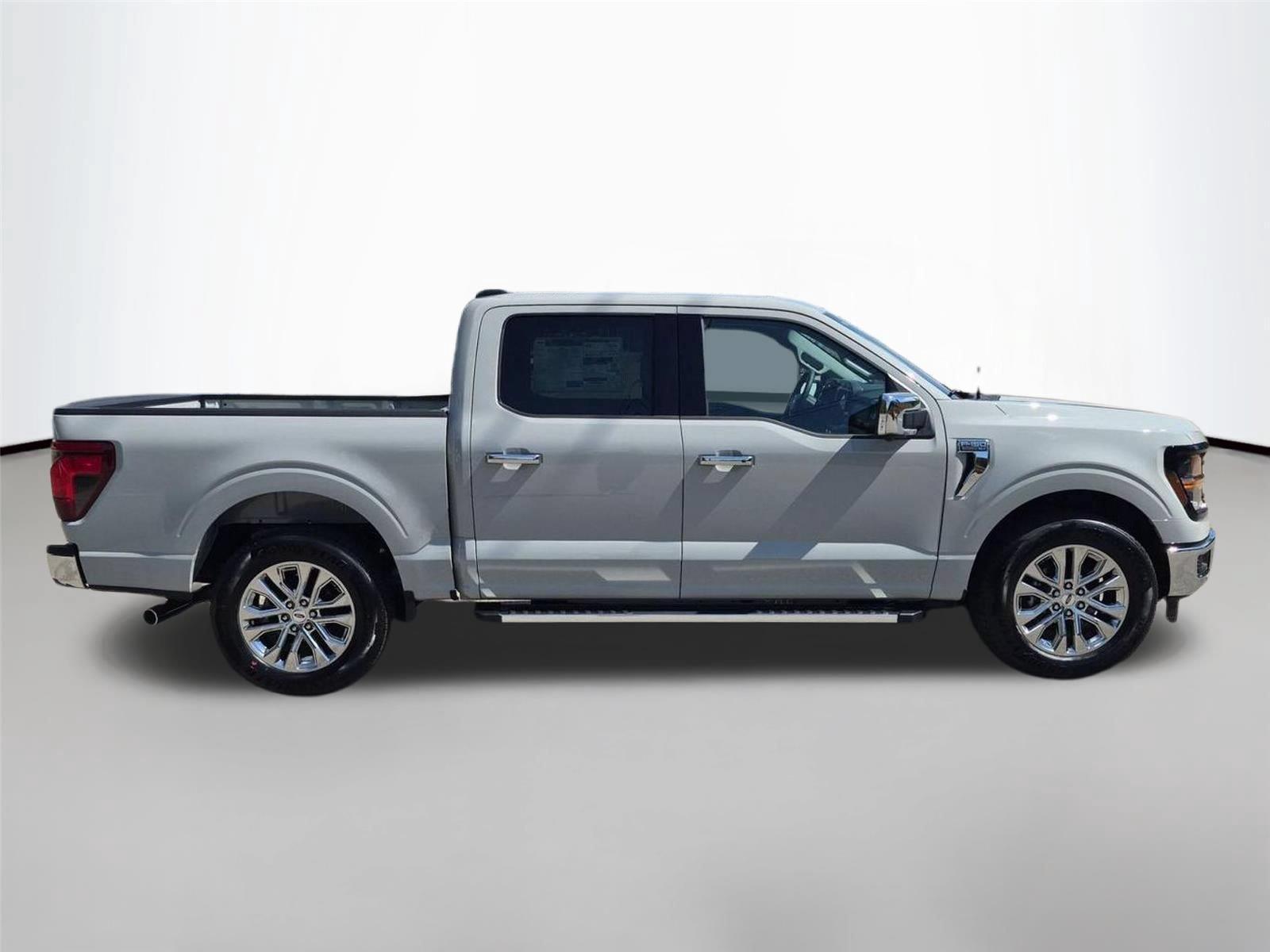 New 2026 Avalanche Ford XLT image 6