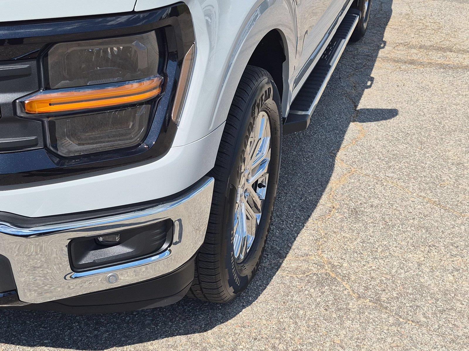 New 2026 Avalanche Ford XLT image 9