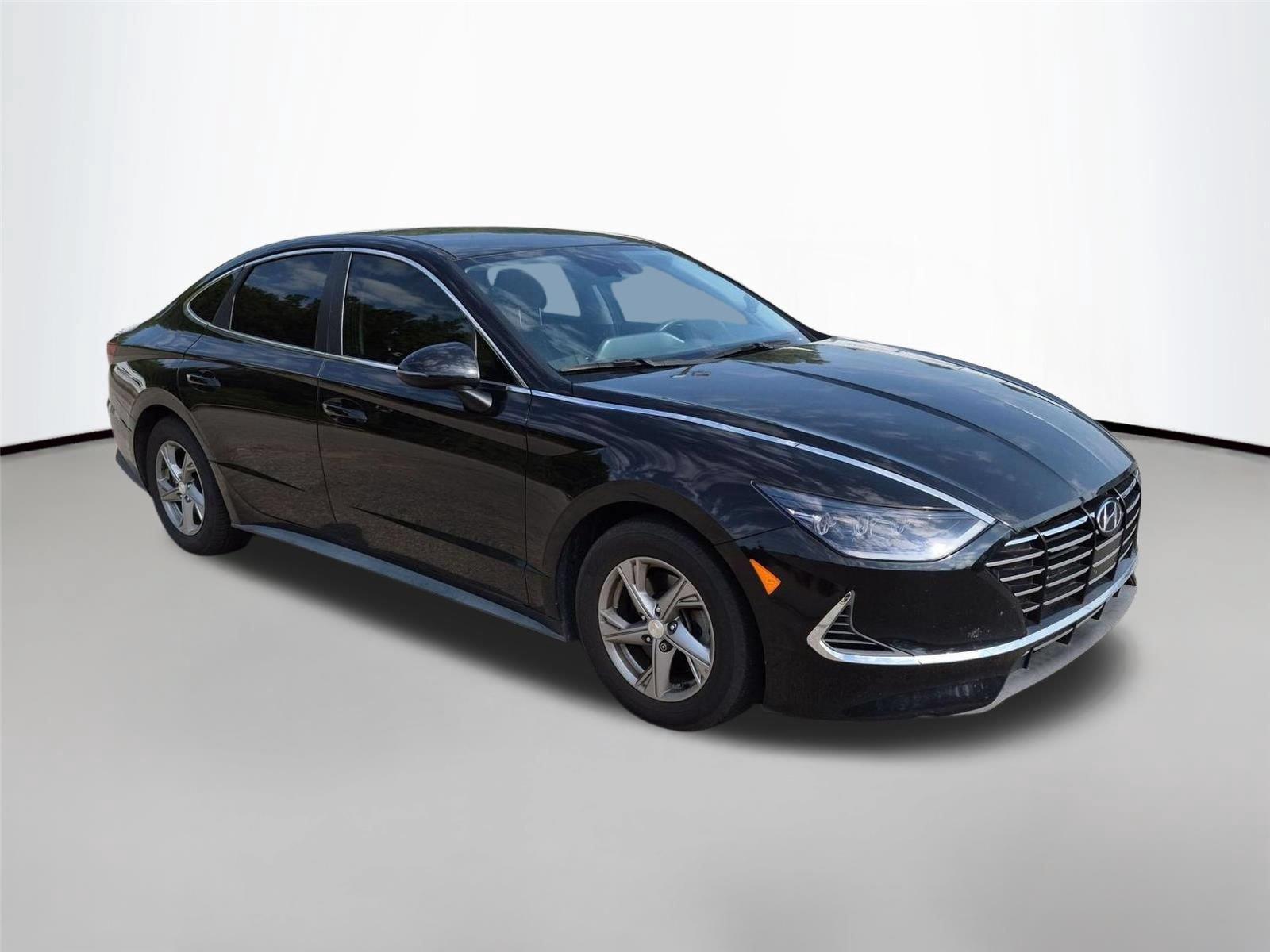 Used 2023 Nocturne Black Hyundai SE image 7
