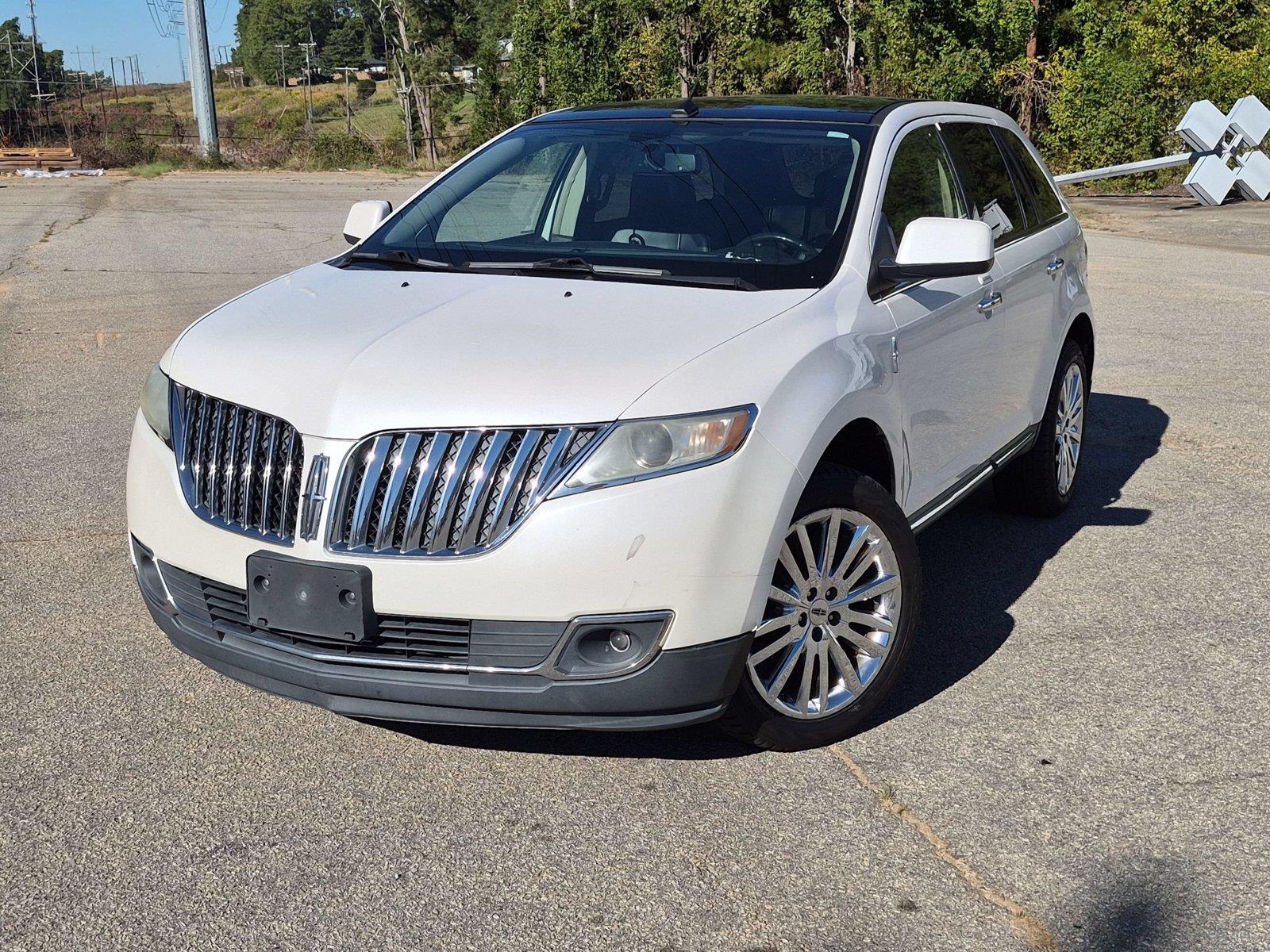 WHITE PLATINUM METALLIC TRI-COAT 2011 Lincoln MKX SUV / Crossover All-Wheel Drive