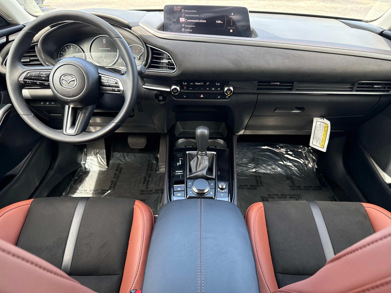 2024 Mazda CX-30 2.5 Carbon Turbo