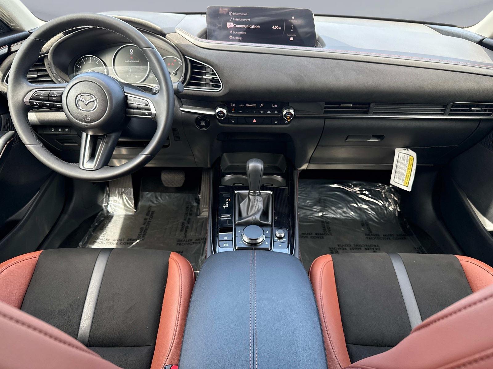 2024 Mazda CX-30 2.5 Carbon Turbo