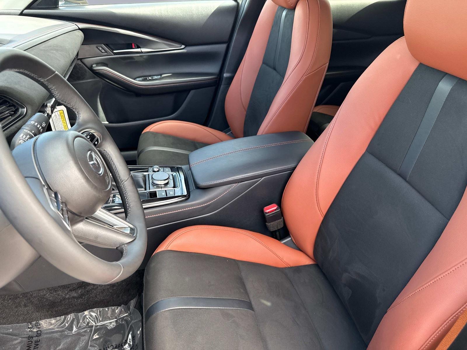 2024 Mazda CX-30 2.5 Carbon Turbo