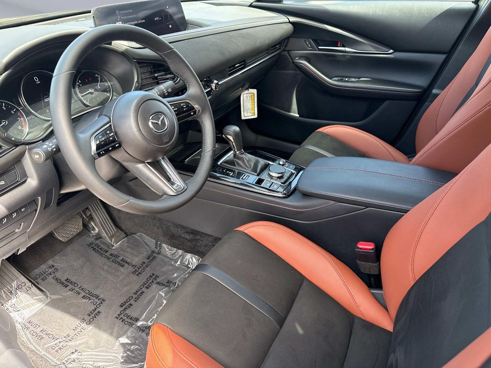 2024 Mazda CX-30 2.5 Carbon Turbo