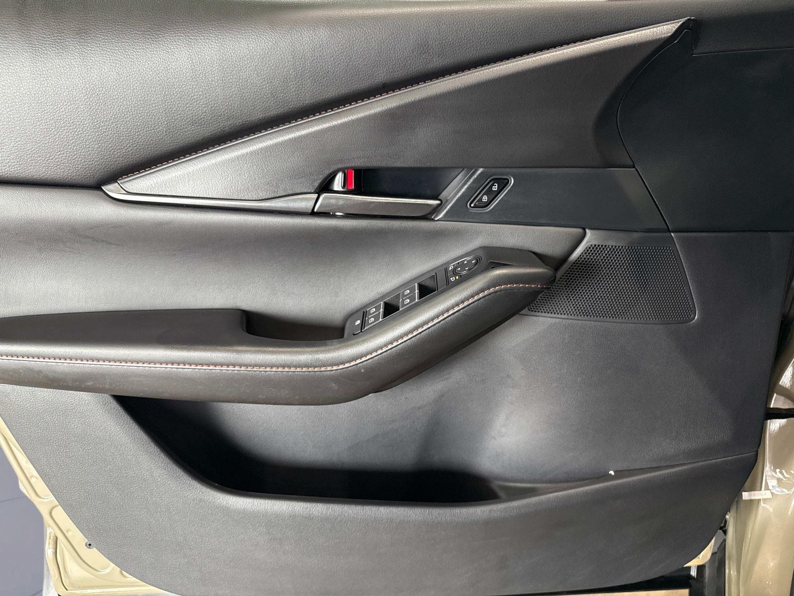 2024 Mazda CX-30 2.5 Carbon Turbo