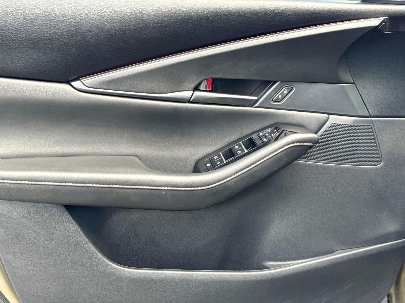 2024 Mazda CX-30 2.5 Carbon Turbo