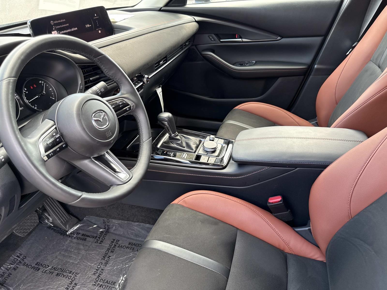 2024 Mazda CX-30 2.5 Carbon Turbo