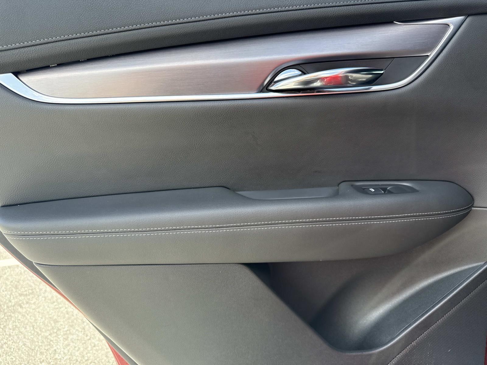 2021 Cadillac XT6 Luxury