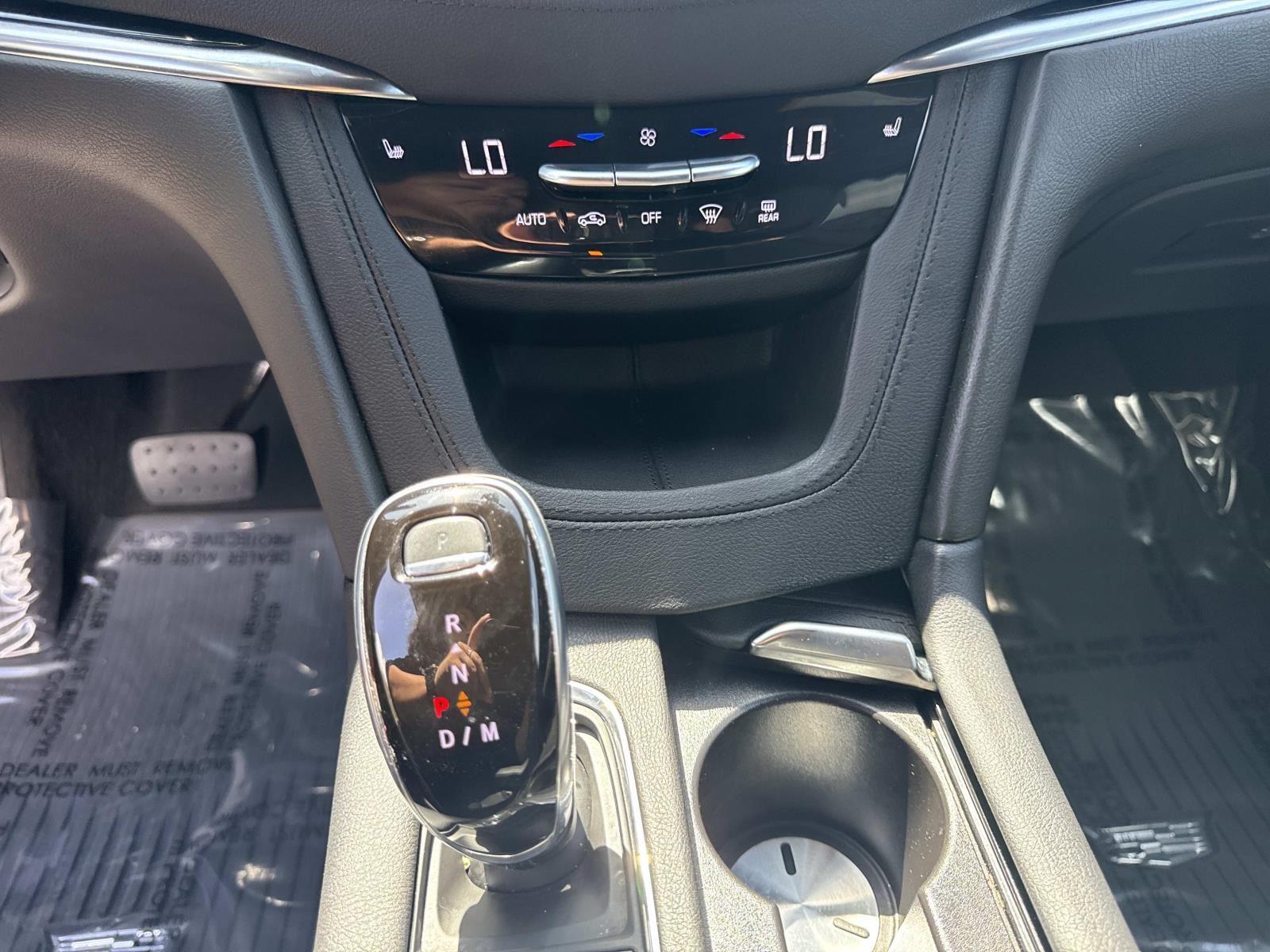 2021 Cadillac XT6 Luxury