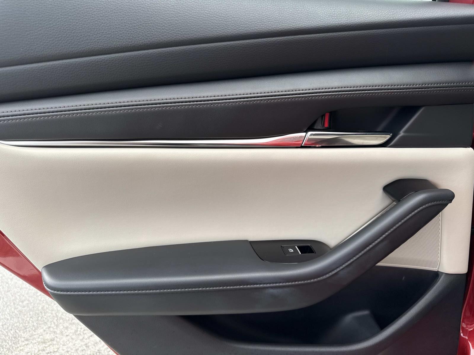 2019 Mazda Mazda3 Hatchback Preferred photo 8