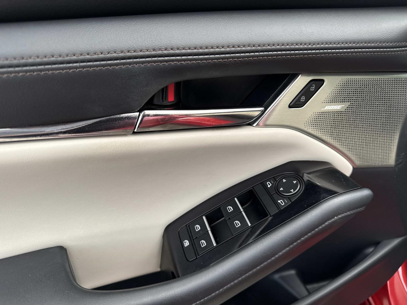 2019 Mazda Mazda3 Hatchback Preferred photo 12