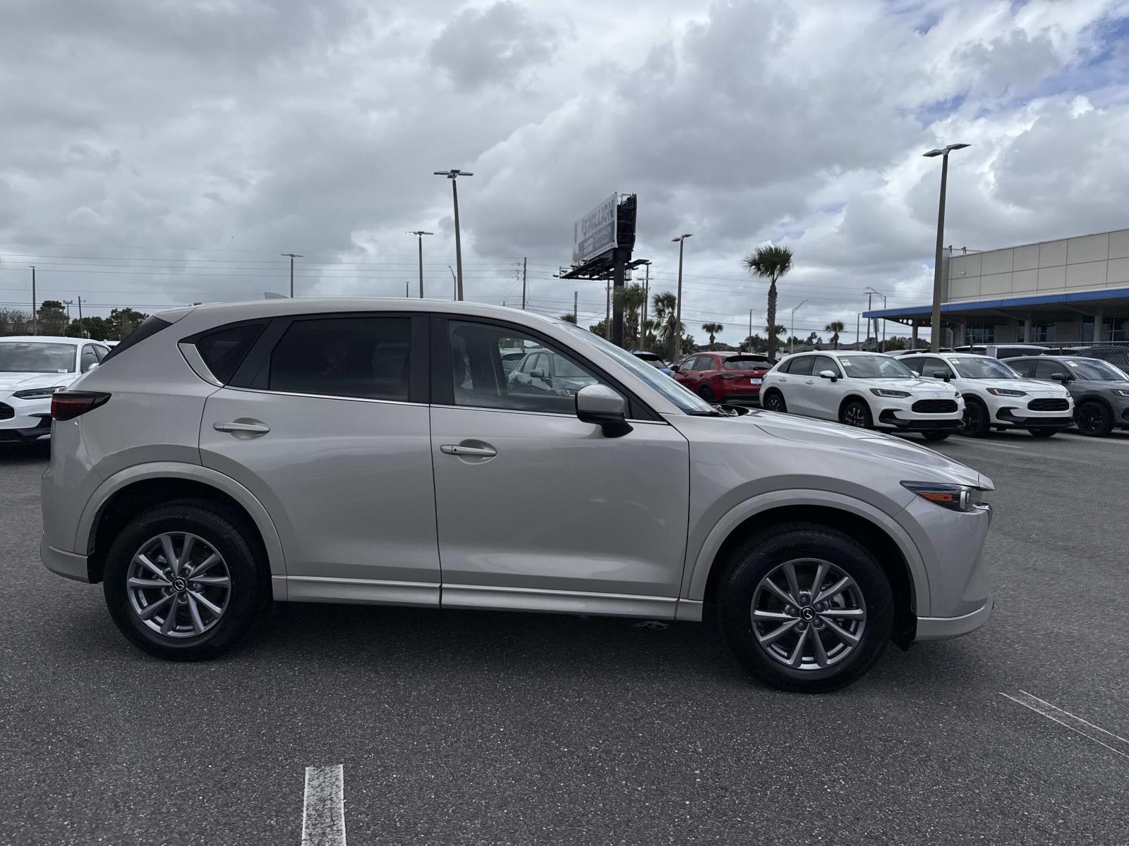 2024 Mazda CX-5 2.5 Select photo 2