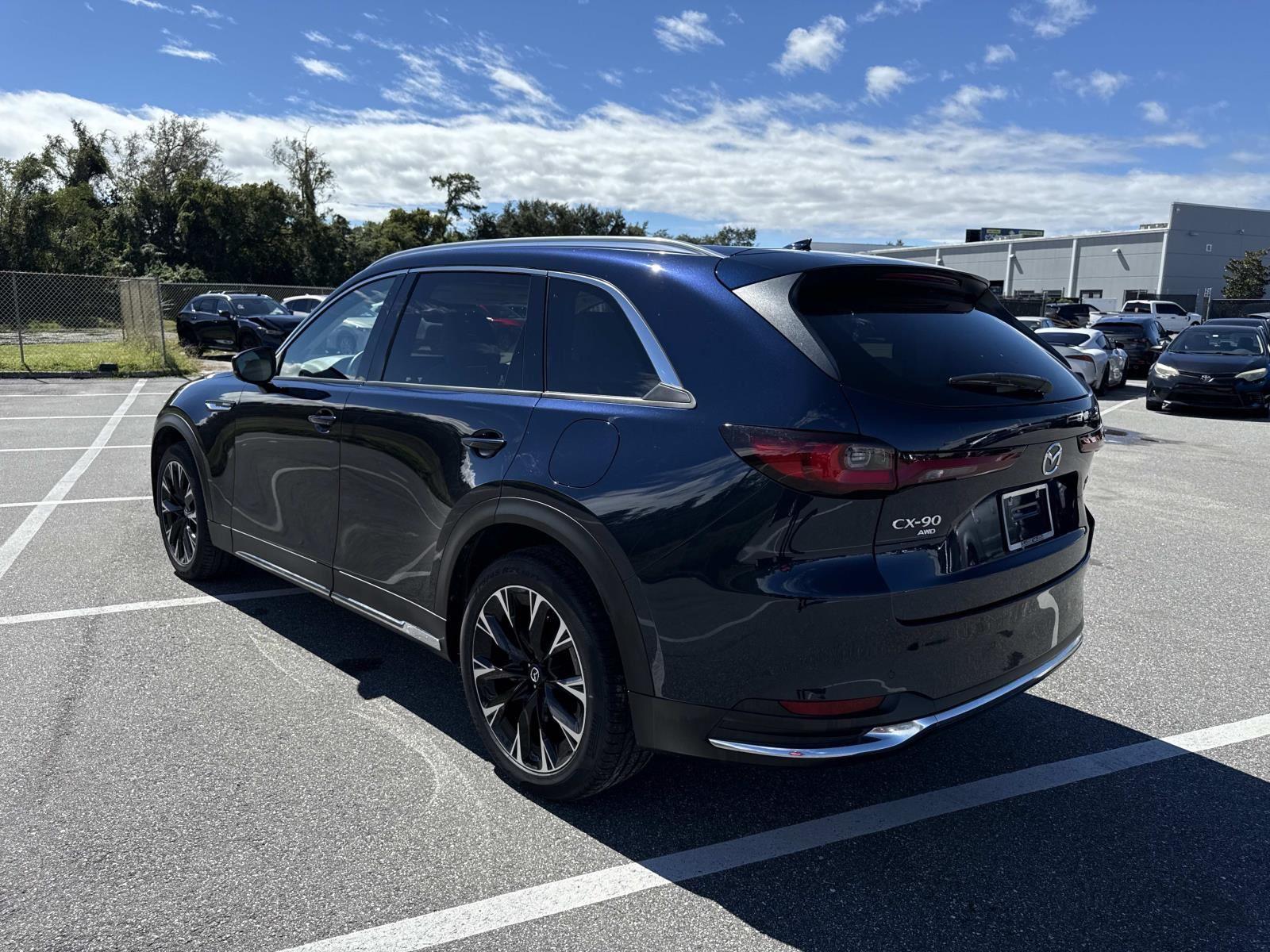 2024 Mazda CX-90 PHEV Premium Plus