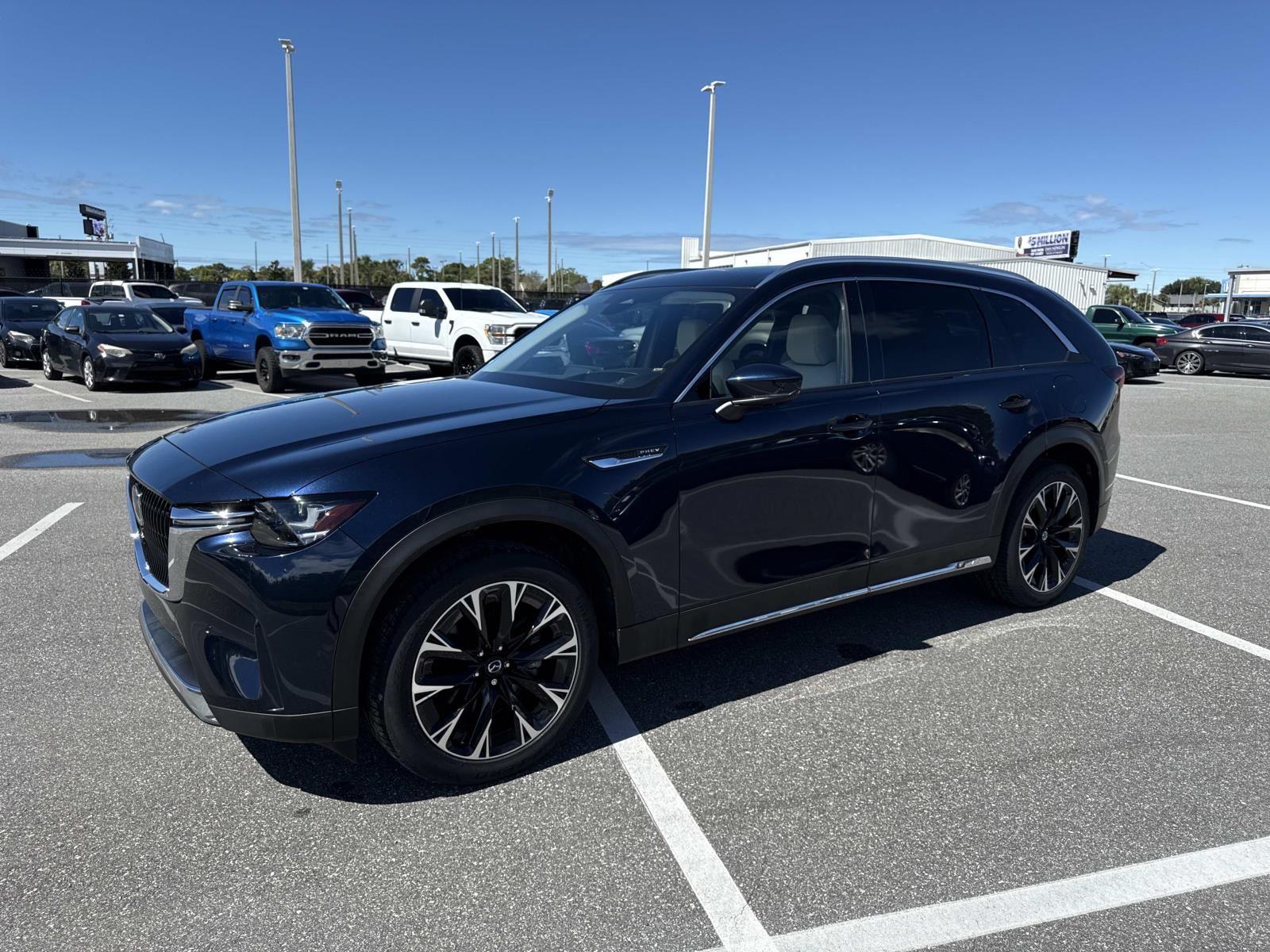 2024 Mazda CX-90 PHEV Premium Plus