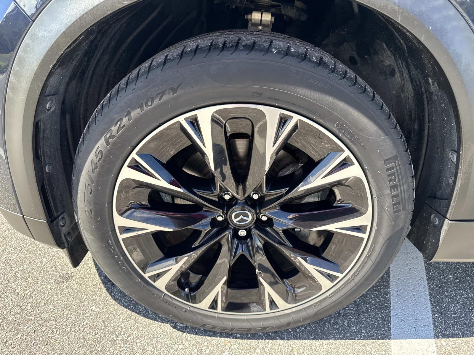 2024 Mazda CX-90 PHEV Premium Plus