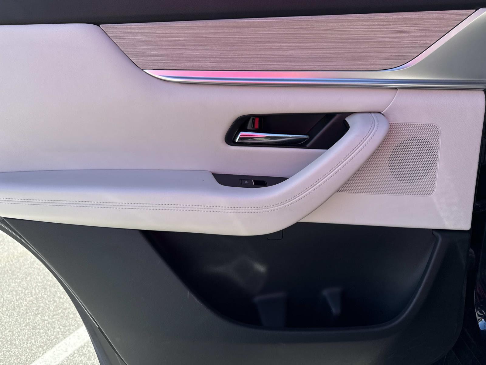 2024 Mazda CX-90 PHEV Premium Plus