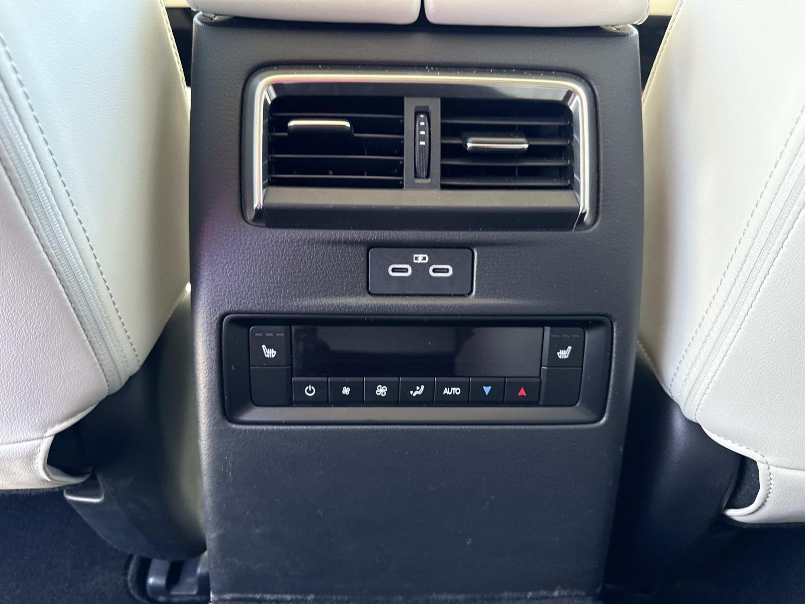 2024 Mazda CX-90 PHEV Premium Plus
