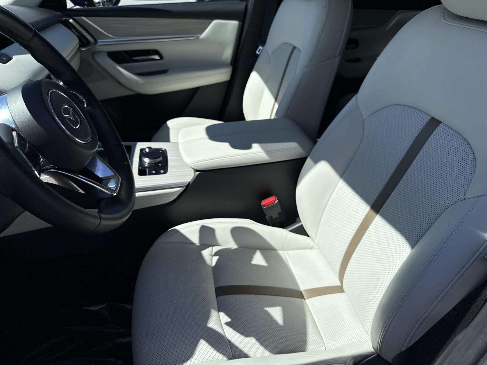 2024 Mazda CX-90 PHEV Premium Plus