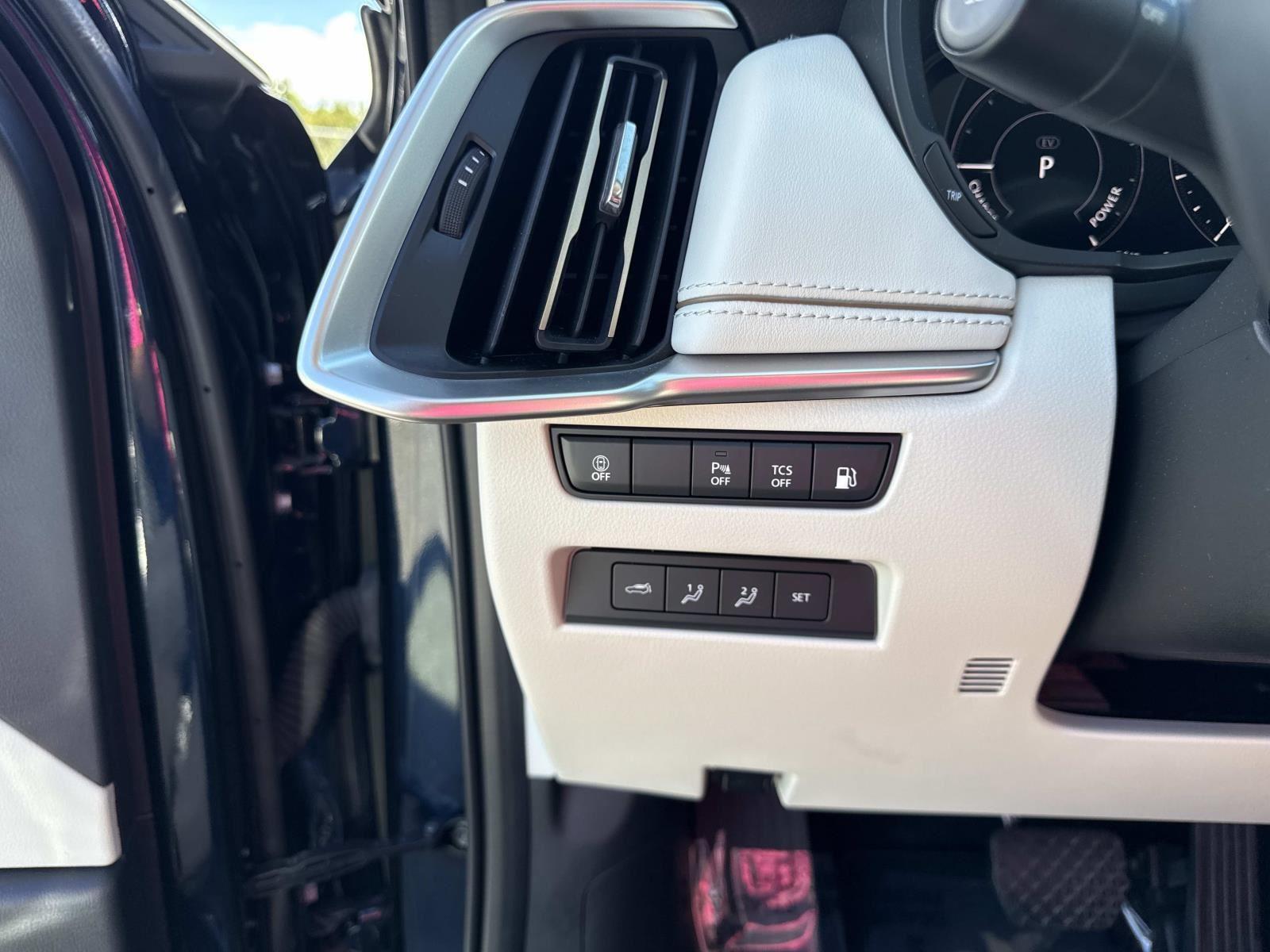 2024 Mazda CX-90 PHEV Premium Plus