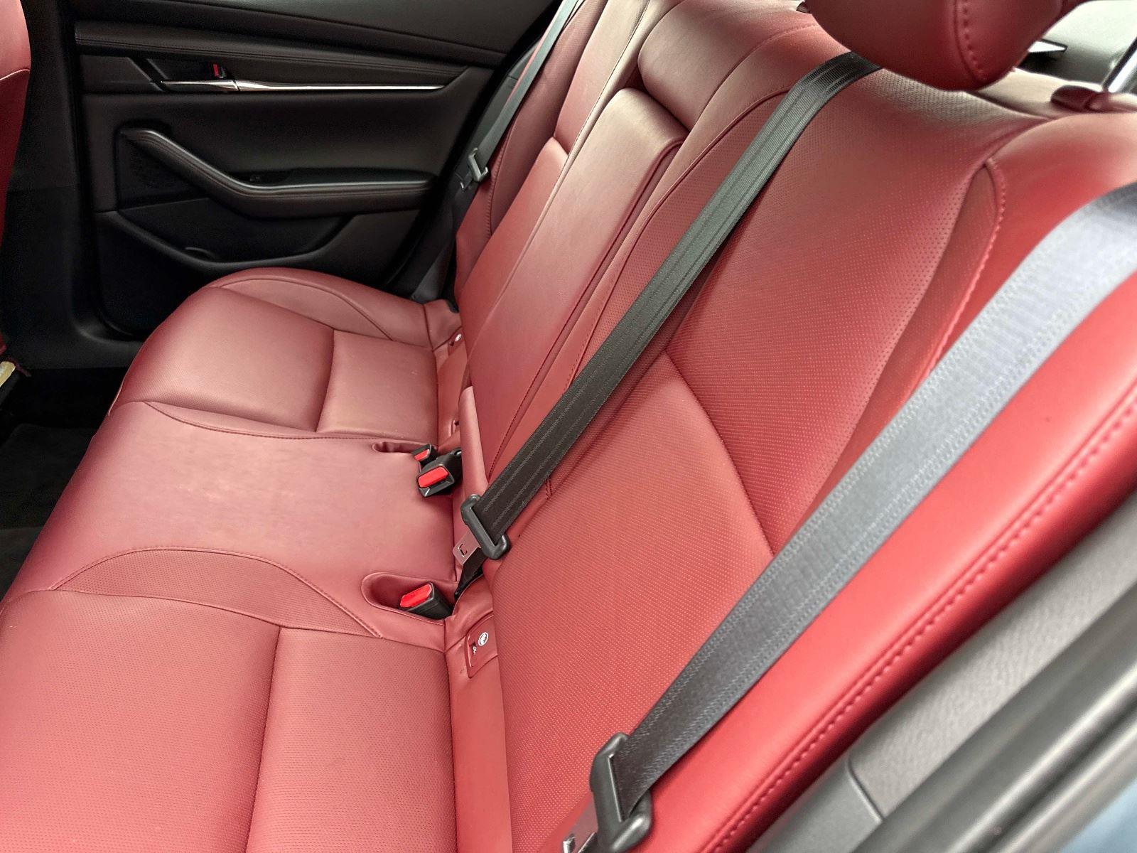 2025 Mazda Mazda3 Sedan 2.5 S Carbon Edition