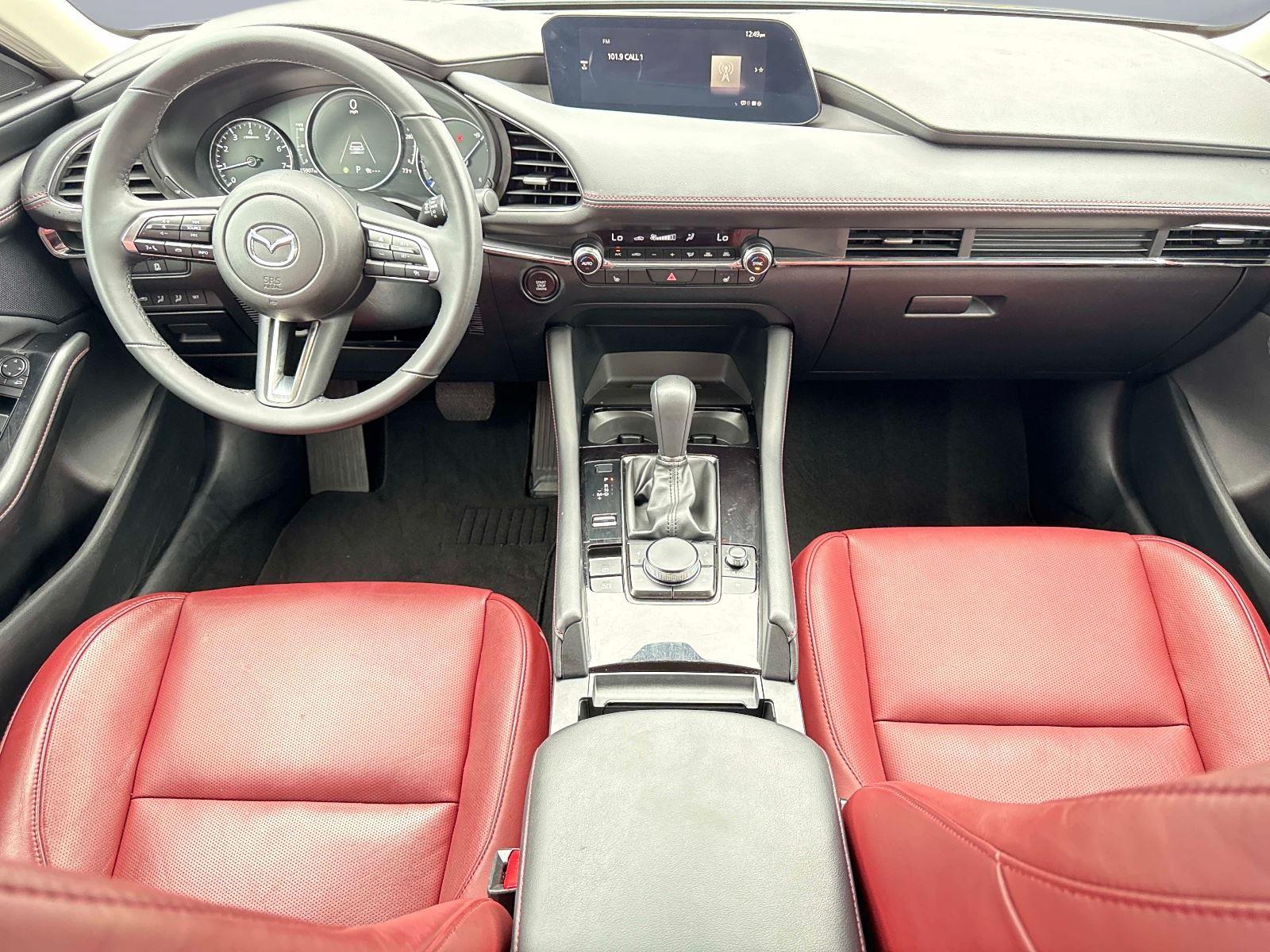 2025 Mazda Mazda3 Sedan 2.5 S Carbon Edition